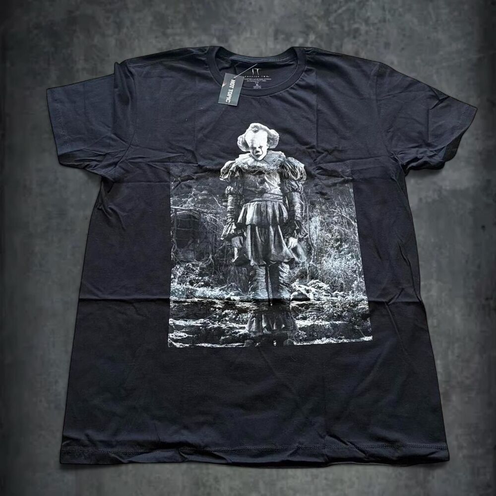 Hot-topic Men's Black T-shirt